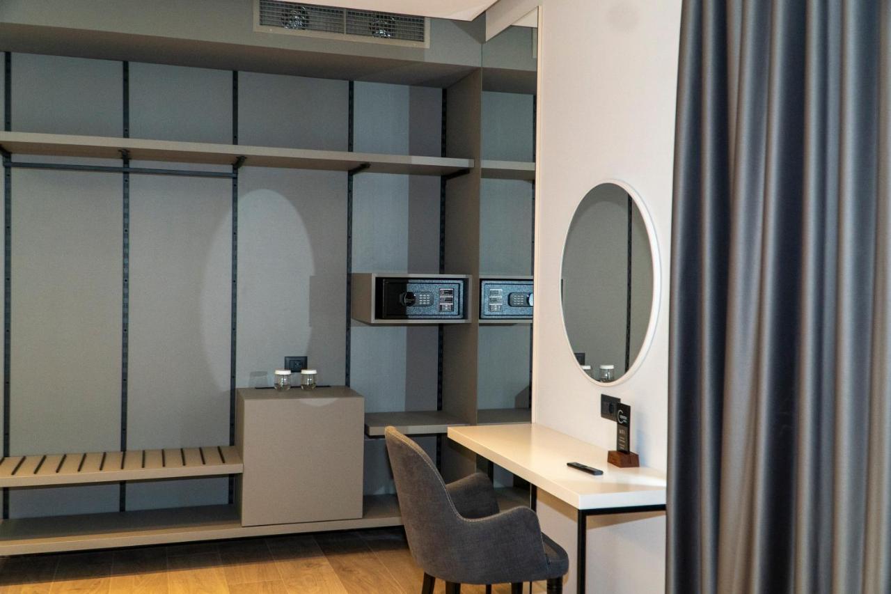 Center Hotel Saranda Extérieur photo