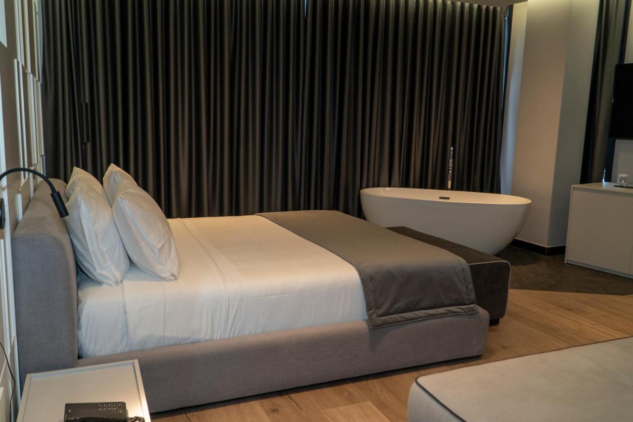 Center Hotel Saranda Extérieur photo