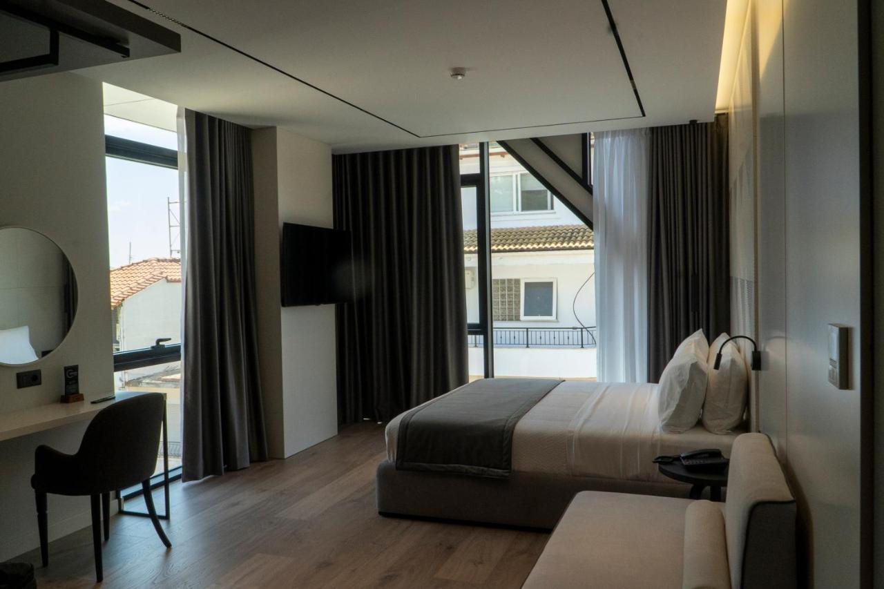 Center Hotel Saranda Extérieur photo